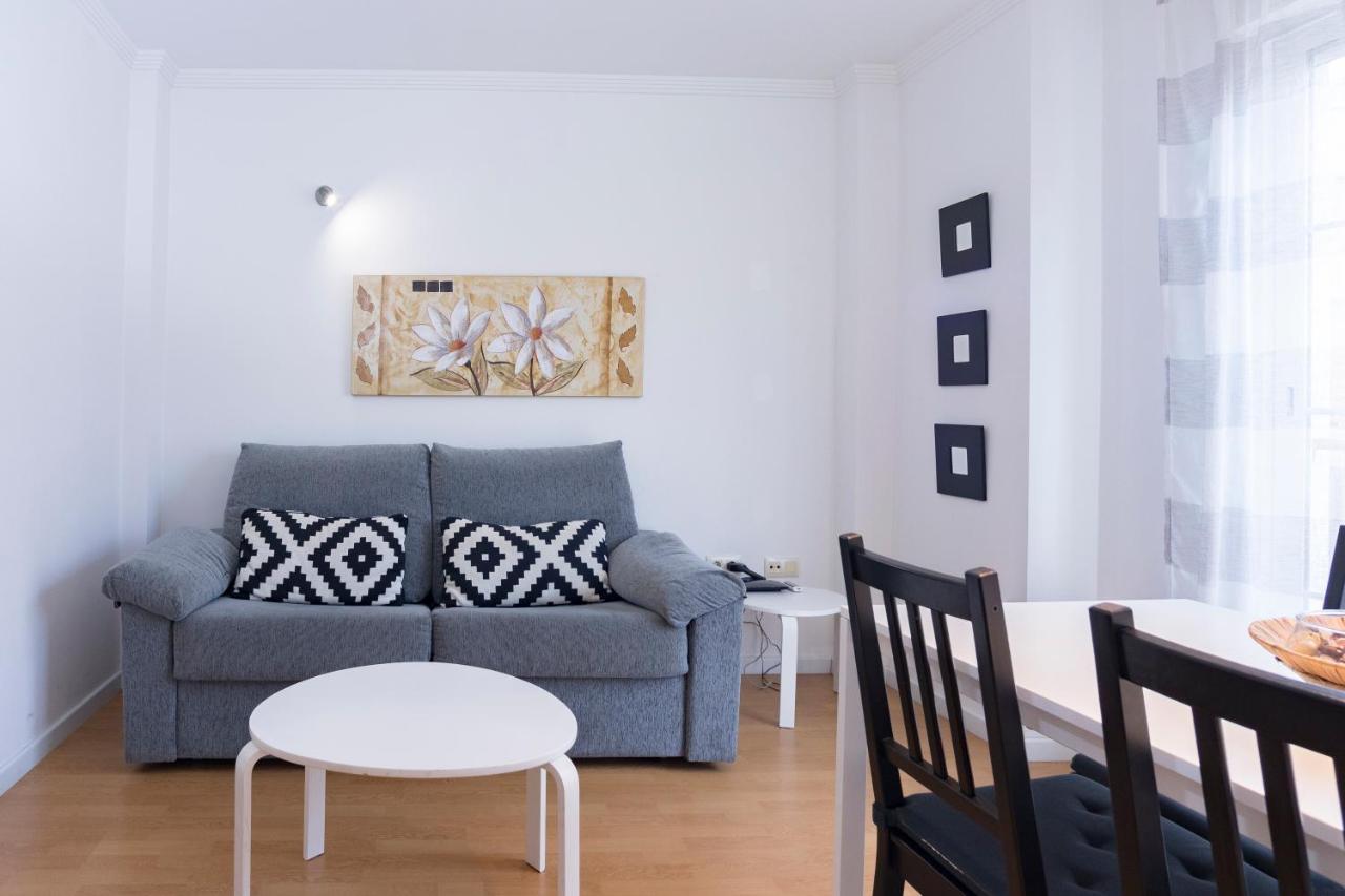 Livemalaga Ventura & Parking Apartment ภายนอก รูปภาพ