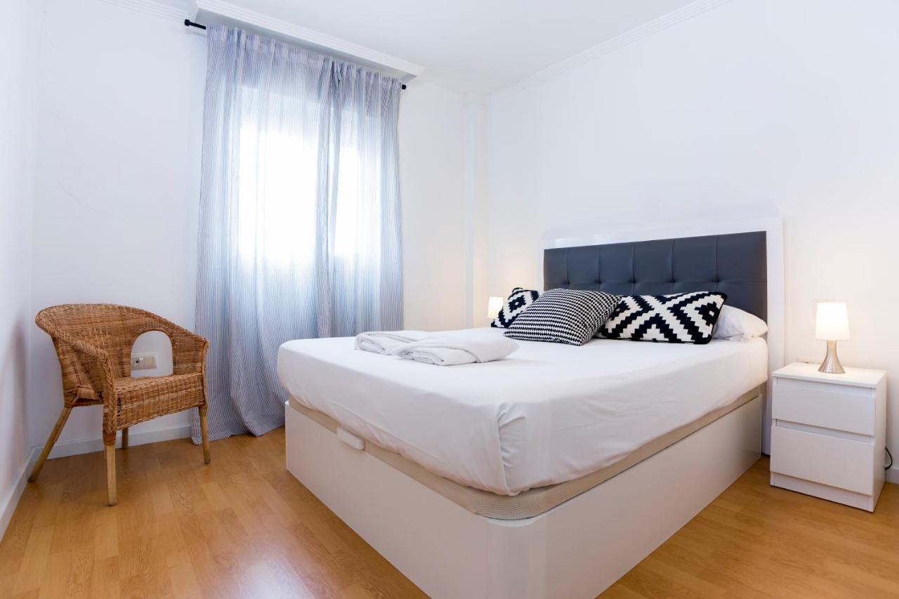 Livemalaga Ventura & Parking Apartment ภายนอก รูปภาพ